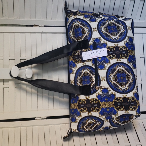 Alice + Olivia new canvas black blue gold duffle bag - Picture 3 of 7